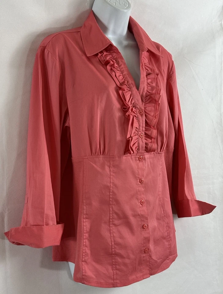 Larry Levine 签名 XL 码珊瑚荷叶边修身纽扣衬衫 3/4 袖 — 第 2/4 张图片