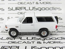2025 Greenlight LOOSE White 1993 FORD BRONCO XLT OJ SUV 4X4 w/Removable Top