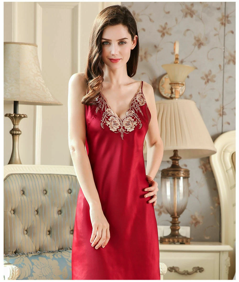 Women s Pure 100 Mulberry 19MM Silk Chemise Split Nightgown