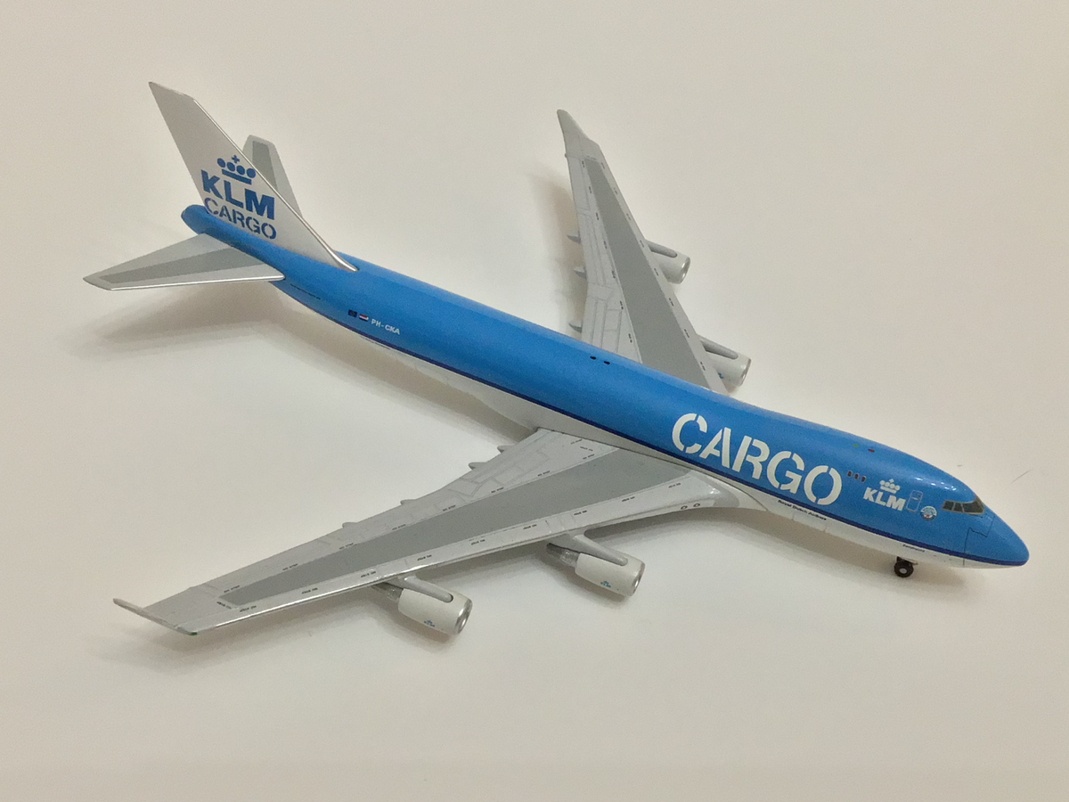 KLM CARGO B747-400ERF 貨物機模型　　　H KLM CARGO B747-400ERF 貨物機模型 H - メルカリ