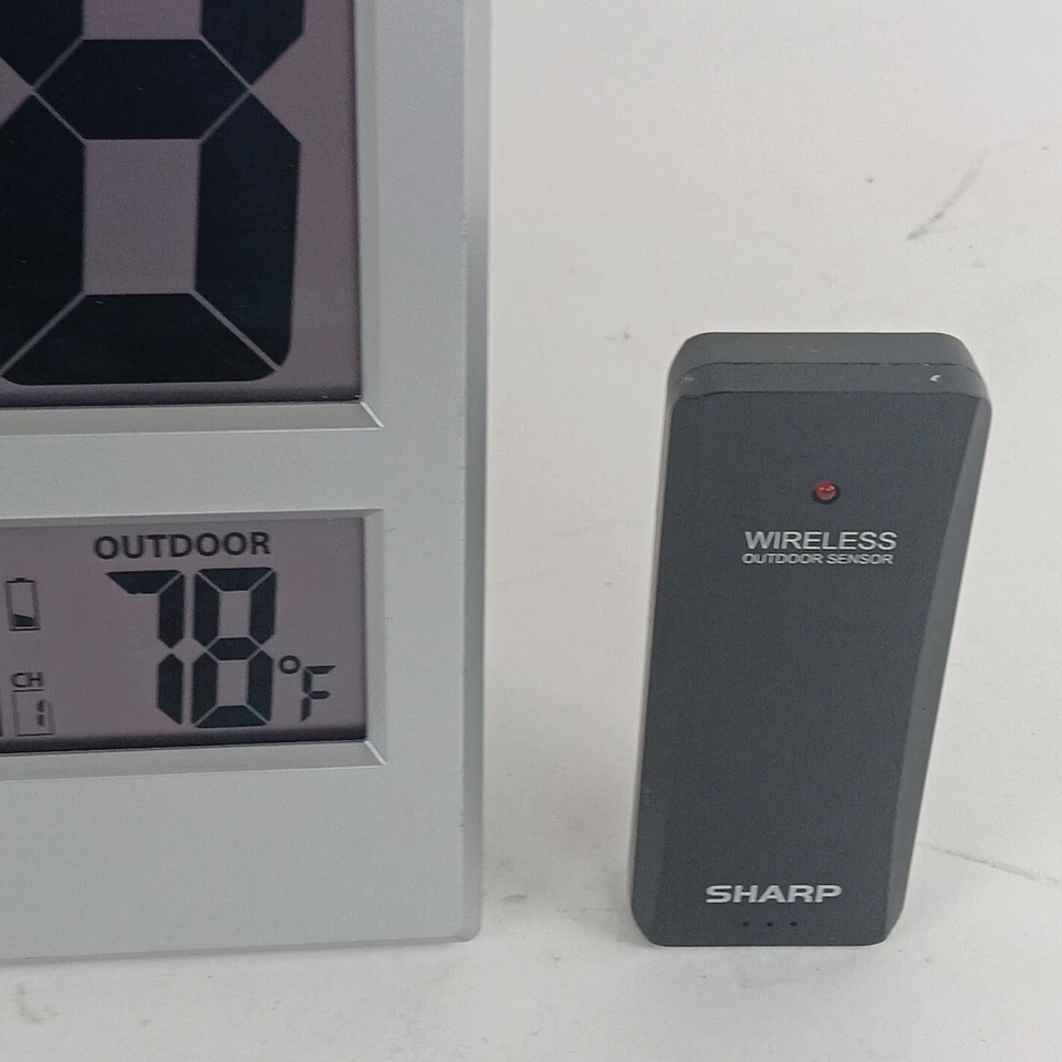 Contemporary Atomic Clock with Wireless Outdoor Temperature Sensor - Pre-Owned - Image 3 of 4