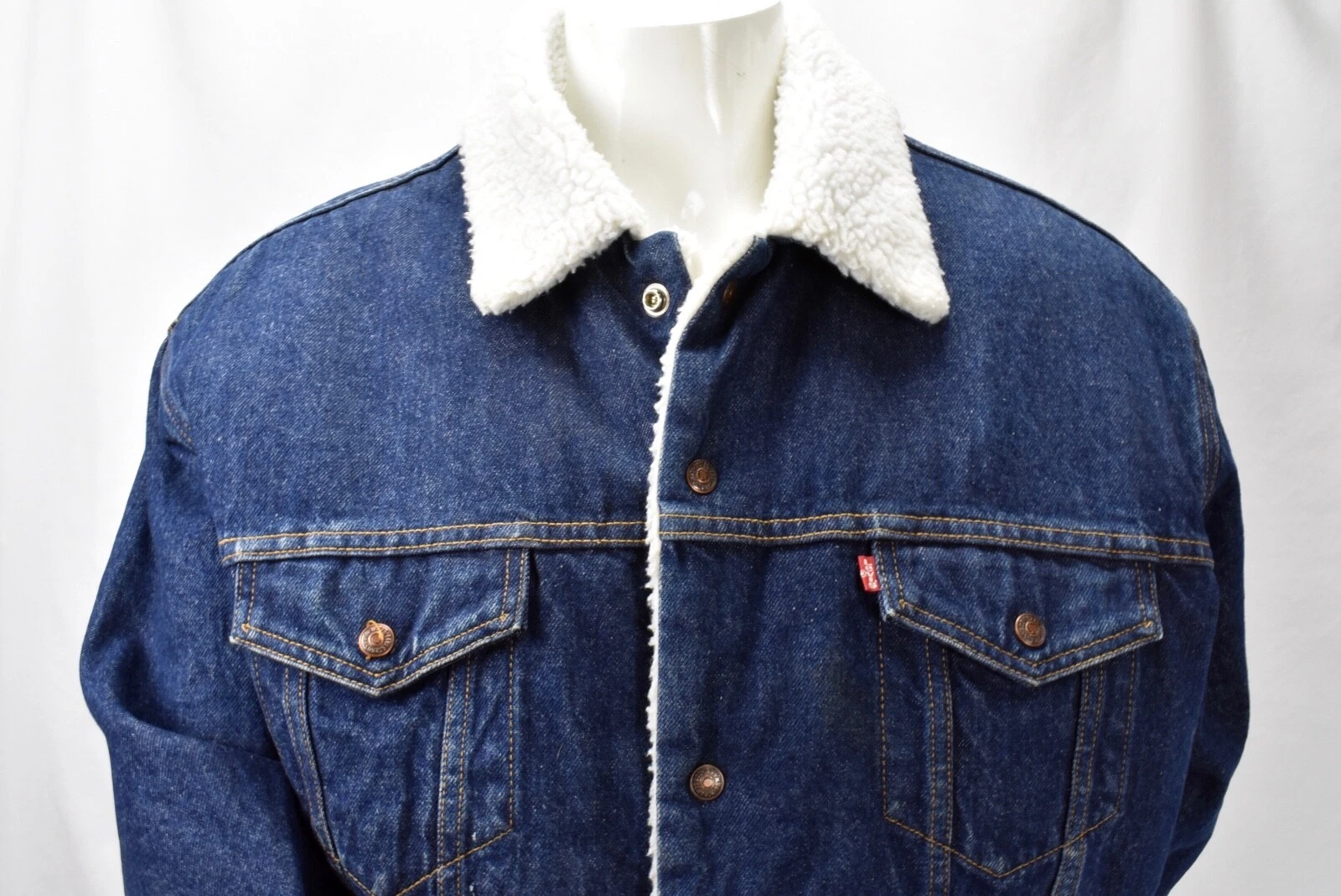 Levi’s Authentic Sherpa Lined Button Blue Denim Jacket Size XL