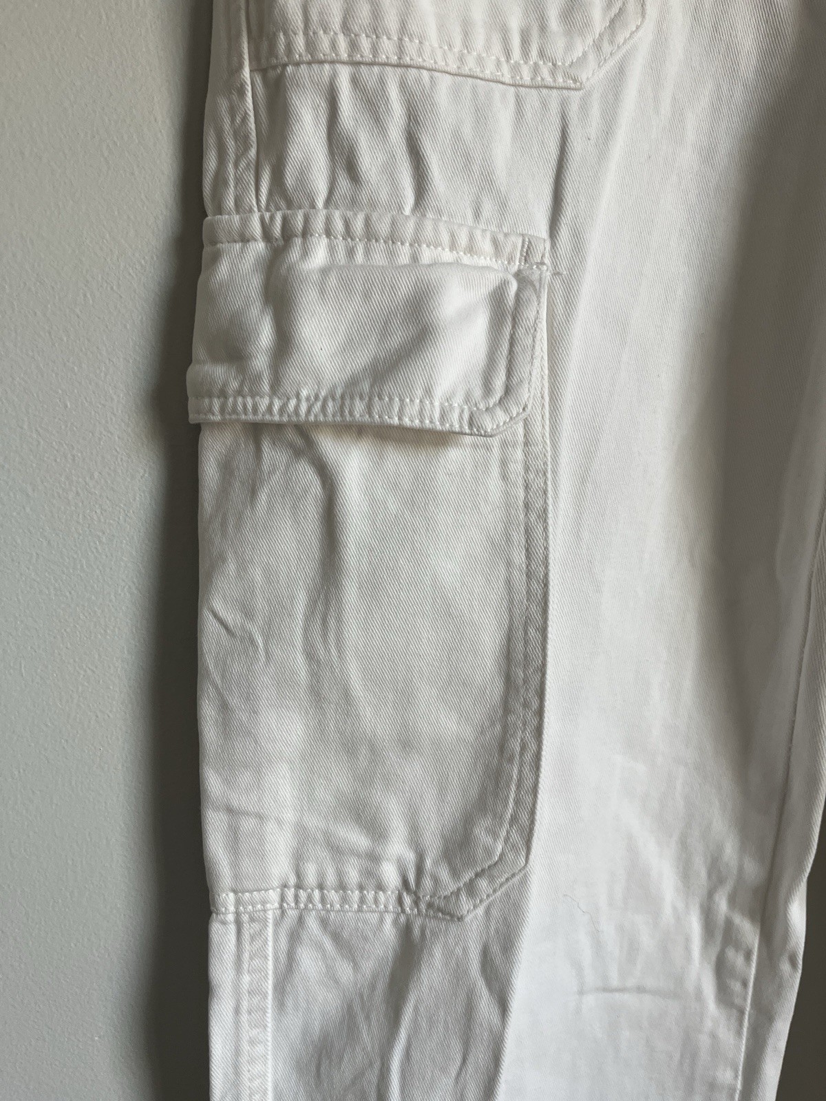 Zara Women’s White High Rise Cargo Pockets Wide Leg Casual Utility Pants Sz. 0 thumbnail 3
