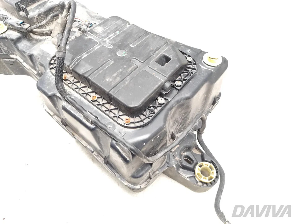 Citroen Berlingo Réservoir de liquide AdBlue 1.5 BlueHDi 75 Diesel 56kW (76 HP) - Photo 3/4