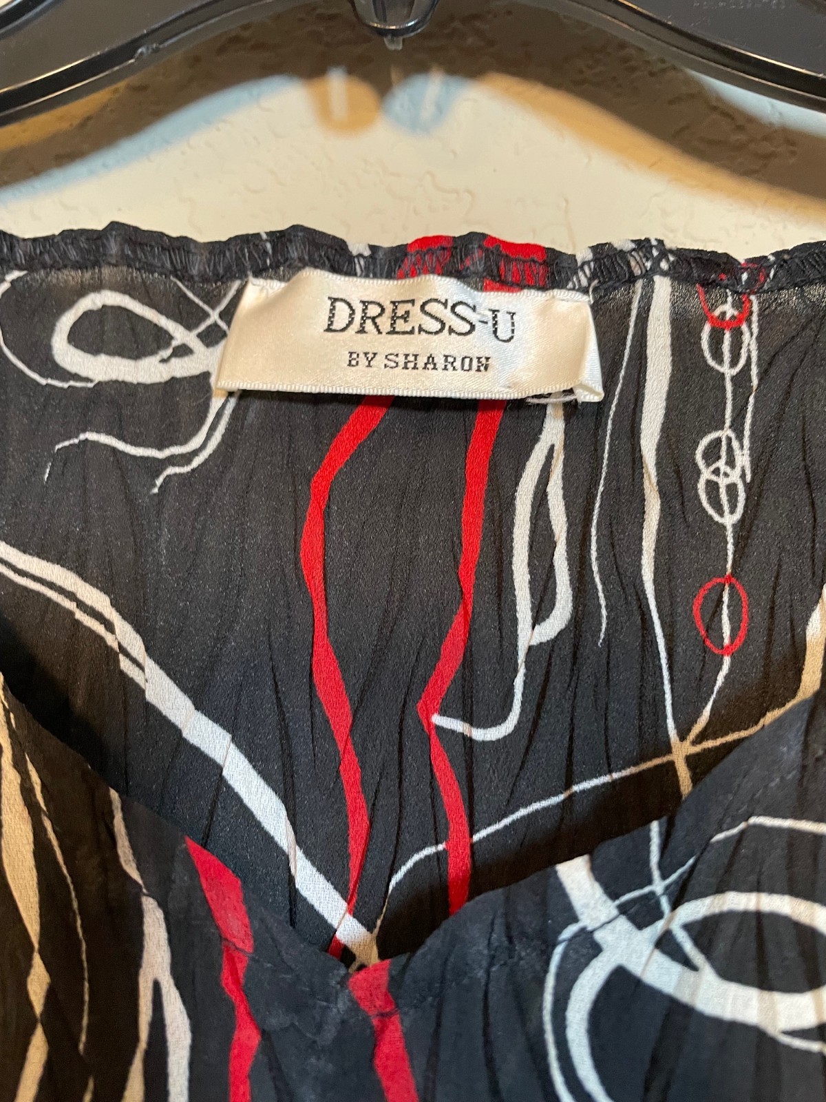 Dress U II By Sharon Crinkle Top Women S Black, Red Abstract Bell Sleeve Fairy