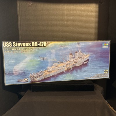 TRUMPETER 03722 USS STEVENS DD-479 MODEL KIT-NIB-1/200 SCALE