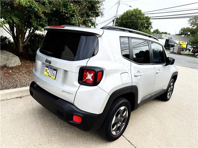 2016 Jeep Renegade - Image 3 of 4
