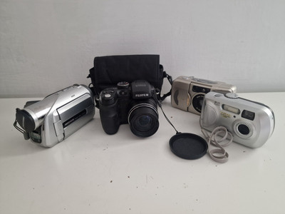 CAMERA bundle Fuji Nikon Kodak Medion Video Camera