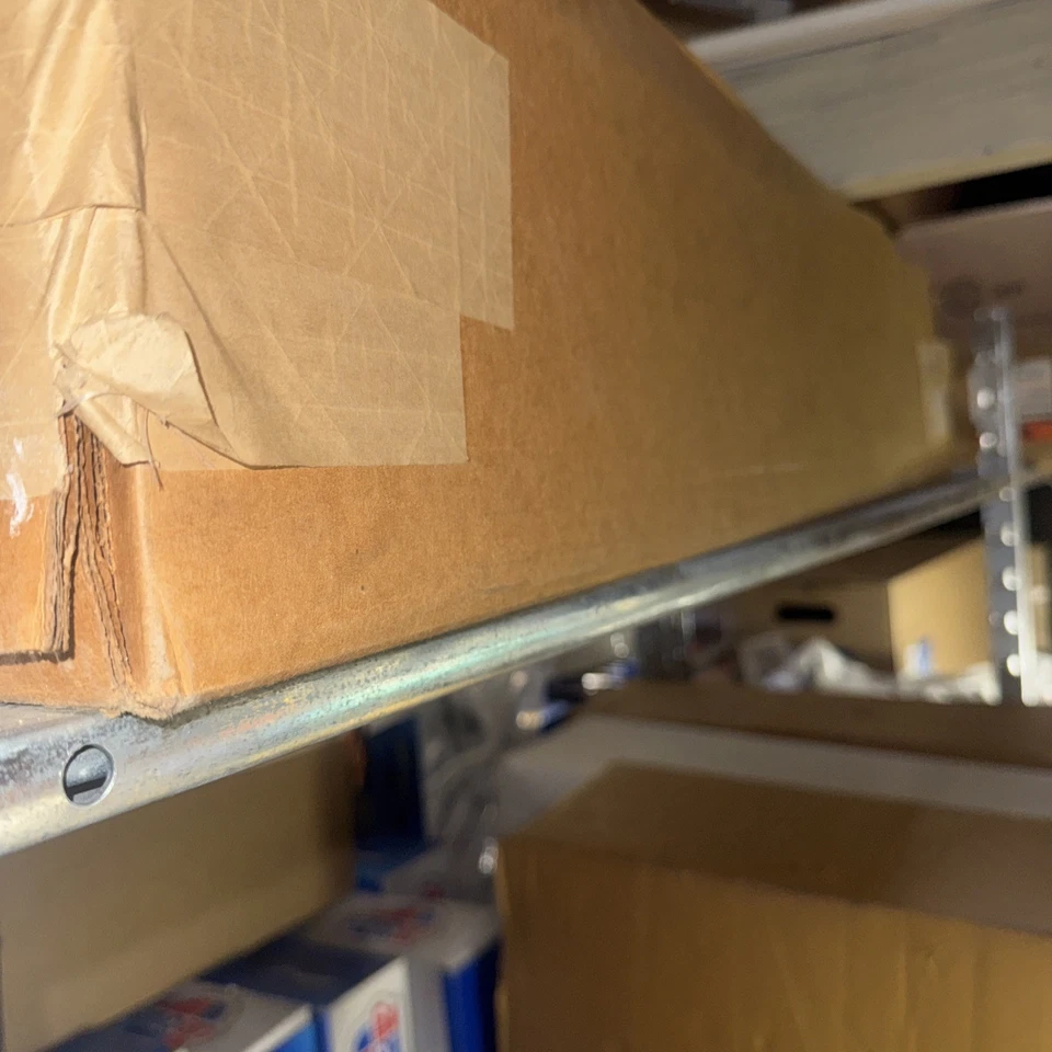 Eje trasero Dorman 630-121 lado del conductor o del pasajero para Chevy Suburban Tahoe Foto 2 de 2