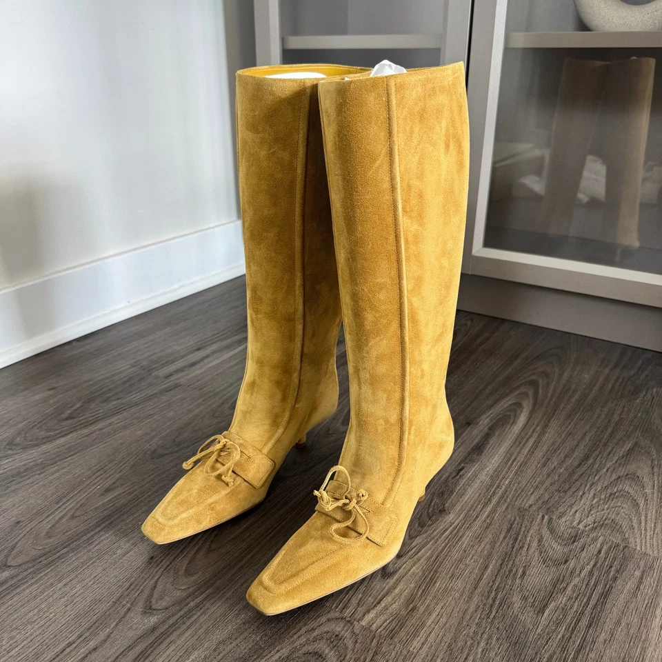 Botas hasta la rodilla Burberry Storm de gamuza de becerro manilla 36 NUEVO botín dorado con tacón de gatito Foto 2 de 4