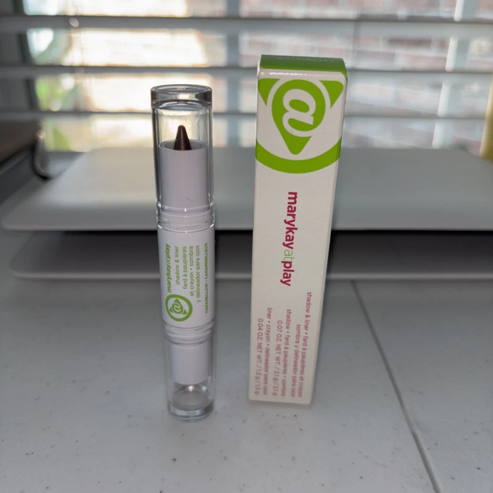 Mary Kay At Play Eye Shadow & Liner Mint To Be #084188 - Image 4 of 4