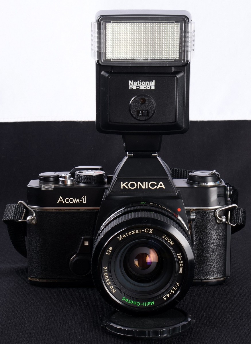 Konica Acom-1 35mm Film SLR c/w 28-50mm f/3.5-4.5 Zoom Lens & PE