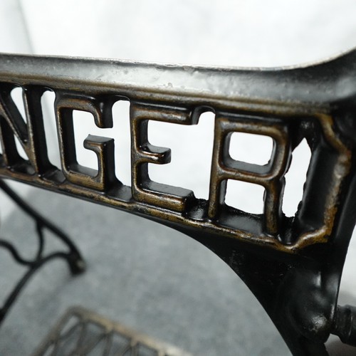 Antique Singer Treadle Sewing Machine Cast Iron Base Stand Table Shabby Chic USA - Picture 21 of 24