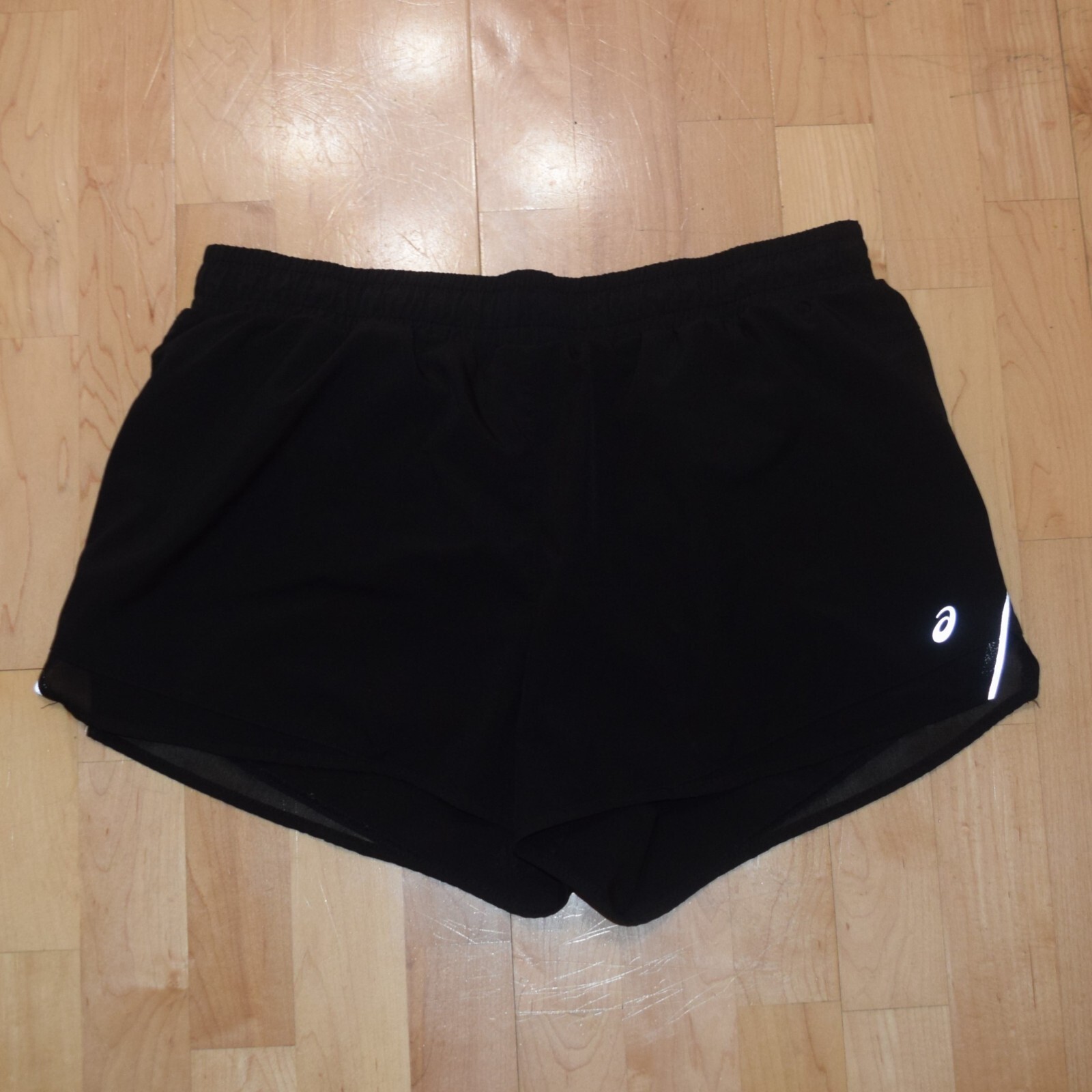 ASICS Women's Sz L Running Shorts with Built In Brief Lining