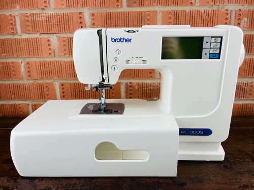 Brother PE-300S Näh- und Stickmaschine computergesteuert digital elektronisch - Bild 10 von 24