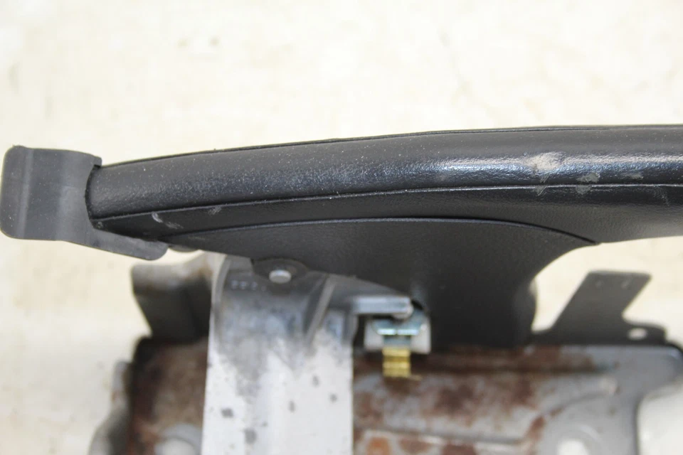 Manija de emergencia de freno de estacionamiento Nissan 370z 2009-2020 OEM CQ126 Foto 3 de 4