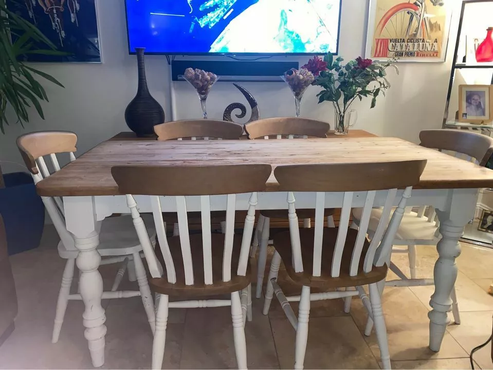 Vintage rustic 2024 dining chairs