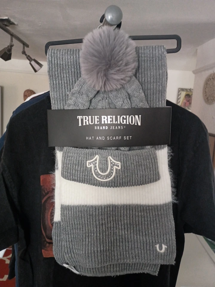 True Religion Winter Beanie Hat And Scarf Set Knitted NWT New Acrylic Gray - Image 3 of 3