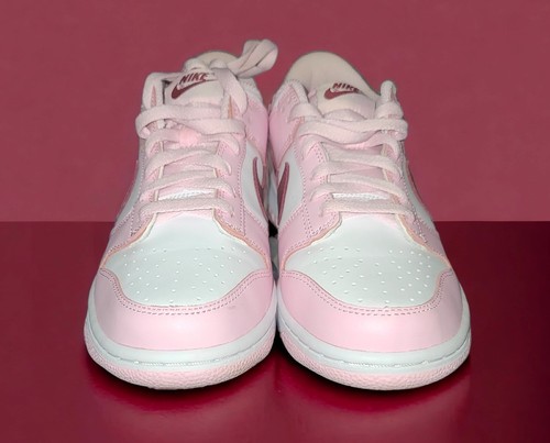 Nike Dunk Low Gs Pink Foam CW1590-601 Size 7Y, in Box - Picture 2 of 7