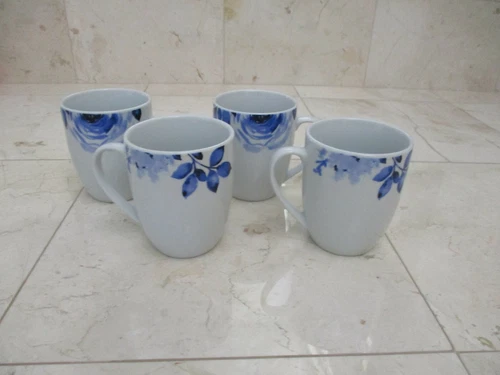 FITZ and FLOYD BLOOM  4" COFFE OR TEA MUGS   - WHITE WITH BLUE FLOWERS