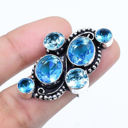 Anello Vintage Con Gemma Blu Immagine Stock - Immagine Di Annata Con La Gemma Blu Image1341819