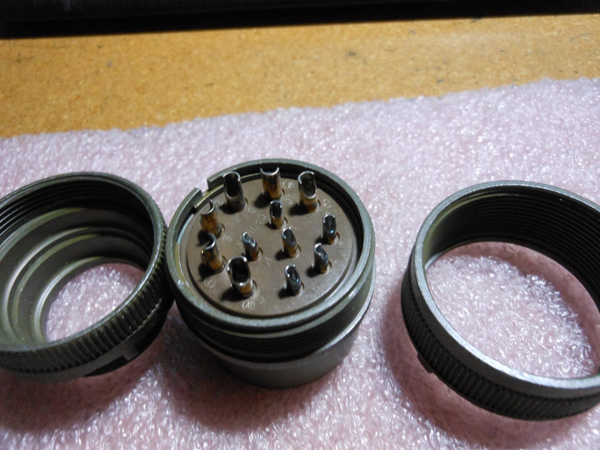 ITT CONNECTOR WITH INSTALLED CONTACTS PART MS3106A28-9PZ NSN: 5935