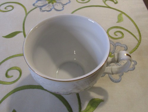Bernadotte Porcelain Fine China Cup Rose Pattern w Gold Trim - Vintage - Picture 3 of 9