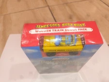 Thomas & Friends Wooden Railway James Goes Buzz Buzz Bonus Pack  Rare Honey Car