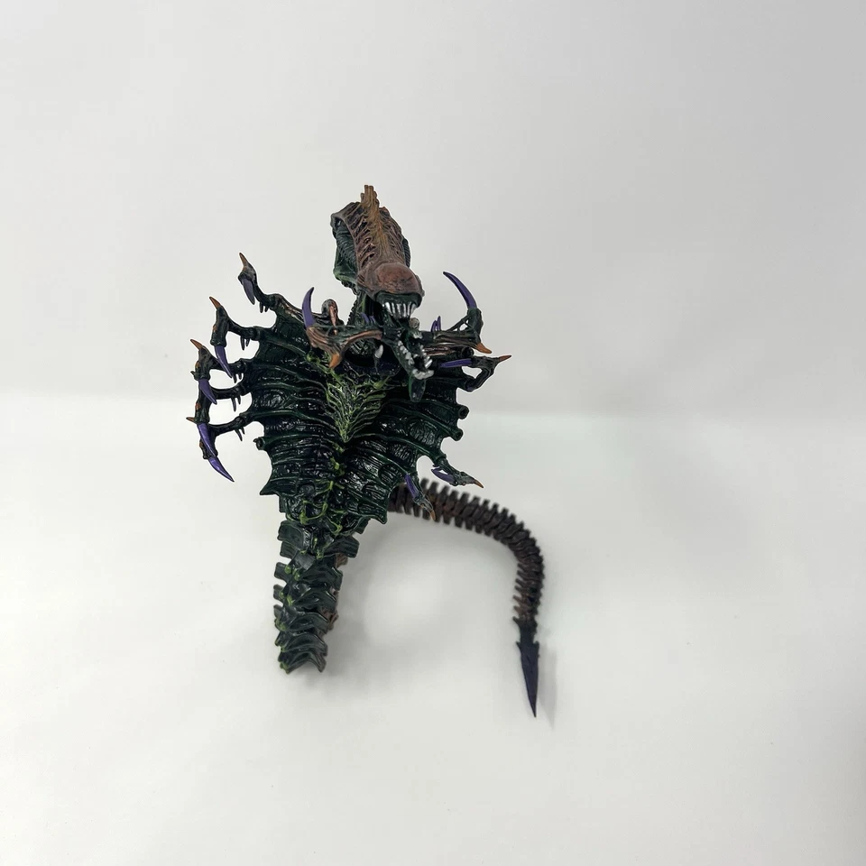Figura 2019 Aliens NECA Dark Horse serie de cómics Snake Alien incompleta Foto 3 de 4