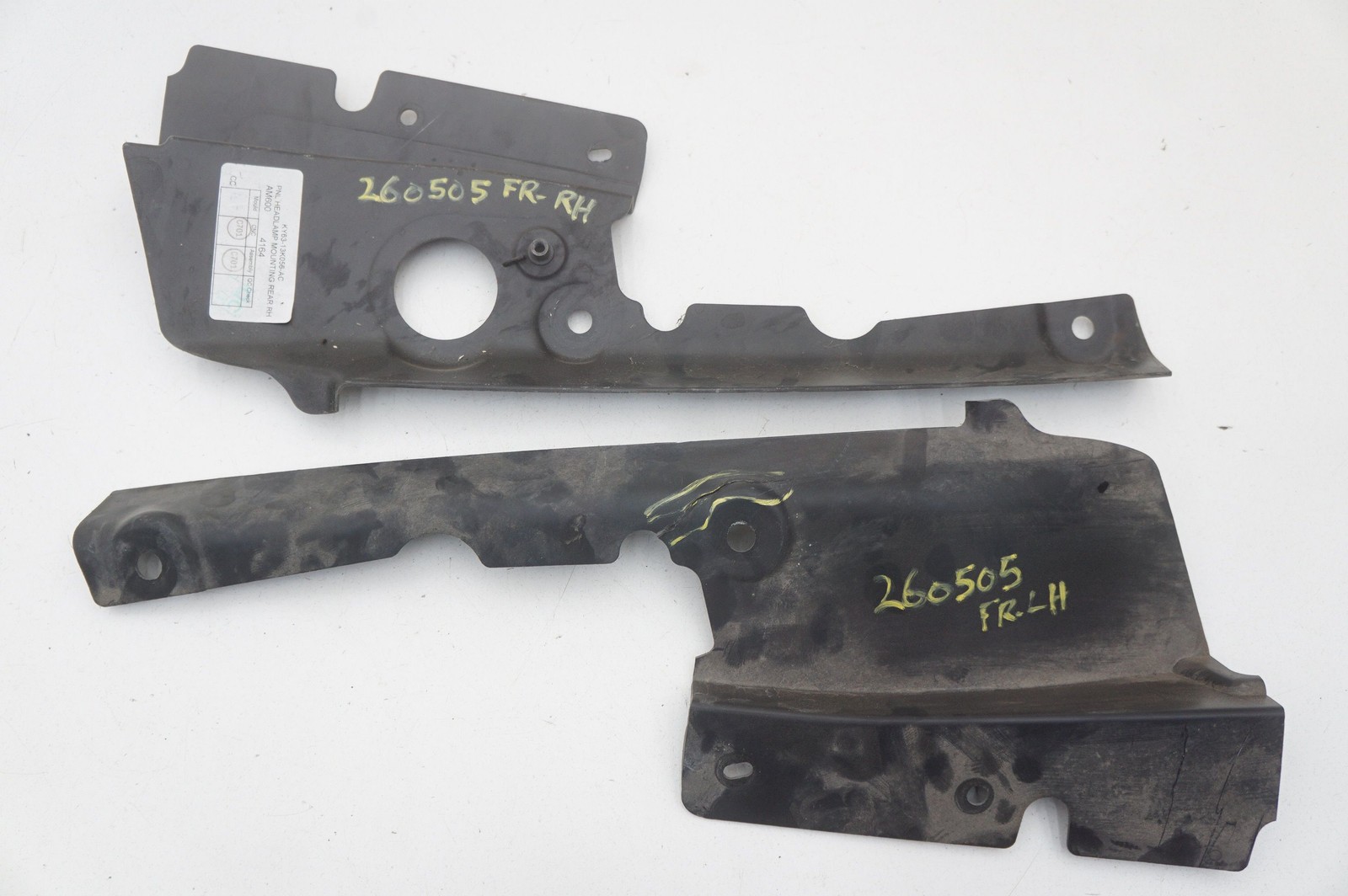 Aston Martin Vantage 2020 Right Headlight brackets Set P/N KY6313K057AB
