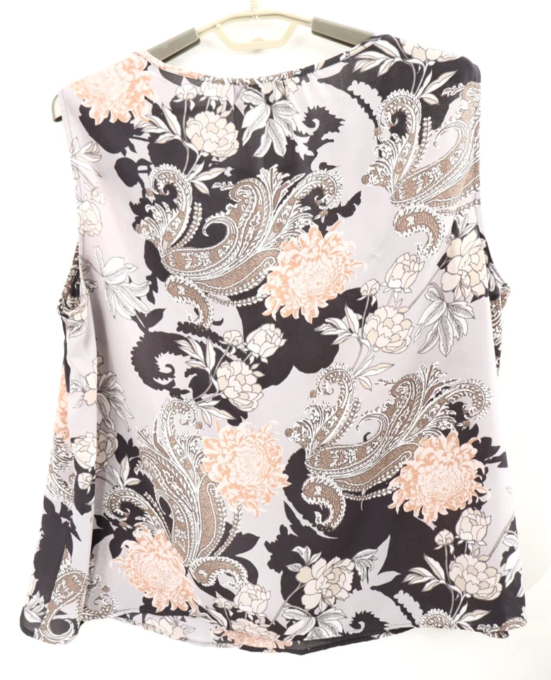 Regata feminina NINE WEST leve poliéster floral multicolorida tamanho 2X PLUS - Imagem 2 de 4