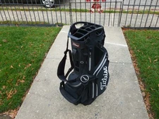 Titleist Hybrid 14 Stand/Cart Black Golf Bag
