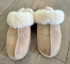 UGG Scuffette II Flat Mule Slipper Women's Size 7 Sand Beige Suede Slip-On