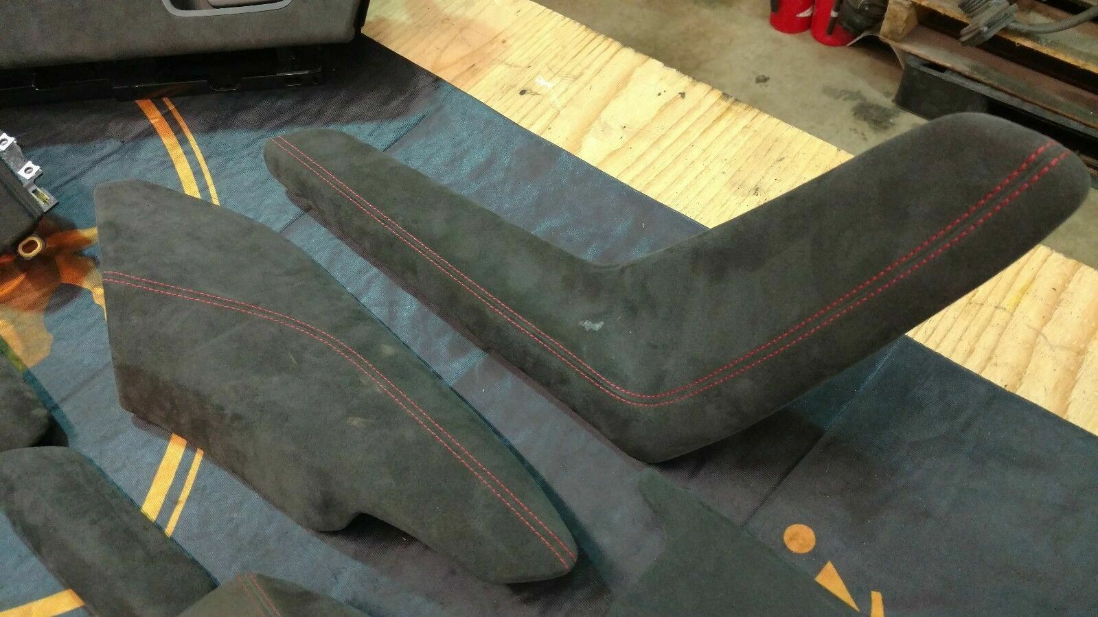 LAMBORGHINI HURACAN LP610 FULL INTERIOR TRIM SET SUEDE WITH RED STITCHING OEM 
