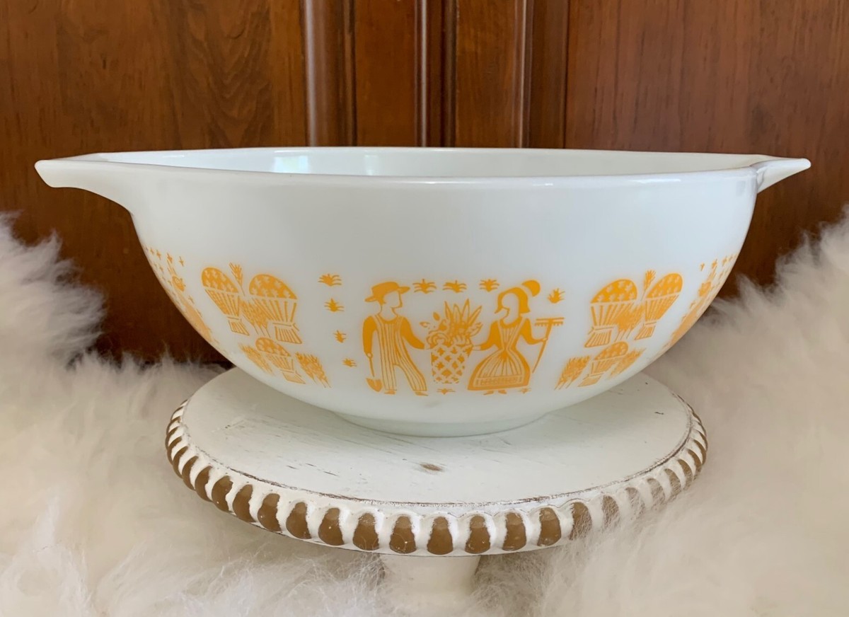 HTF - Vintage Pyrex Amish Orange Butterprint Cinderella Bowl 444