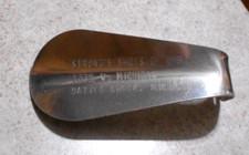 Strong's Shoes Of Urbandale vintage shoehorn Battle Creek Michigan shoe horn
