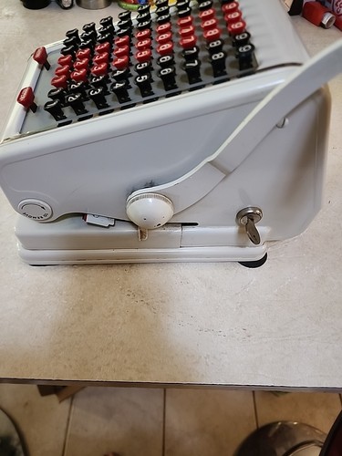 PAYMASTER Keyboard Ribbon-Writer SERIES 7000 W/ RIBBON, Key, & Cover- Works - Picture 8 of 13