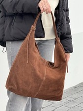 Borsa hobo in pelle scamosciata, made in Italy
