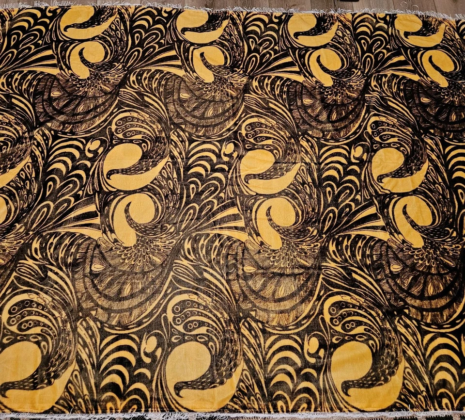 Manta Vintage Terciopelo Dorado y Negro Art Deco Diseño Polinesio 83"x58" Foto 2 de 4