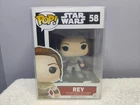 Funko Pop Star Wars The Force Awakens Rey #58 w/Protector