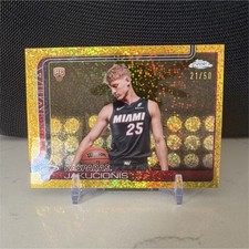 Kasparas Jakucionis - Topps Chrome Gold Speckle RC  /50 - Miami Heat - 2025