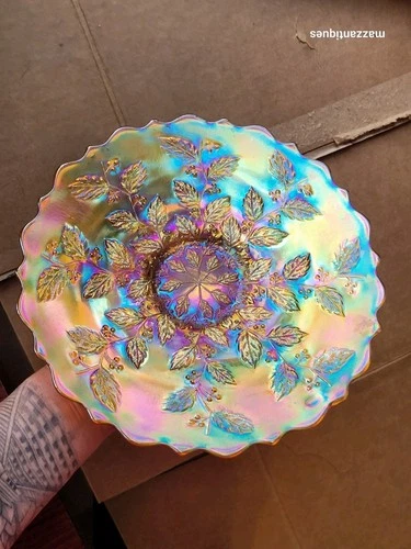 Super Marigold FENTON Carnival Glass Holly Pattern Plate BUY IT