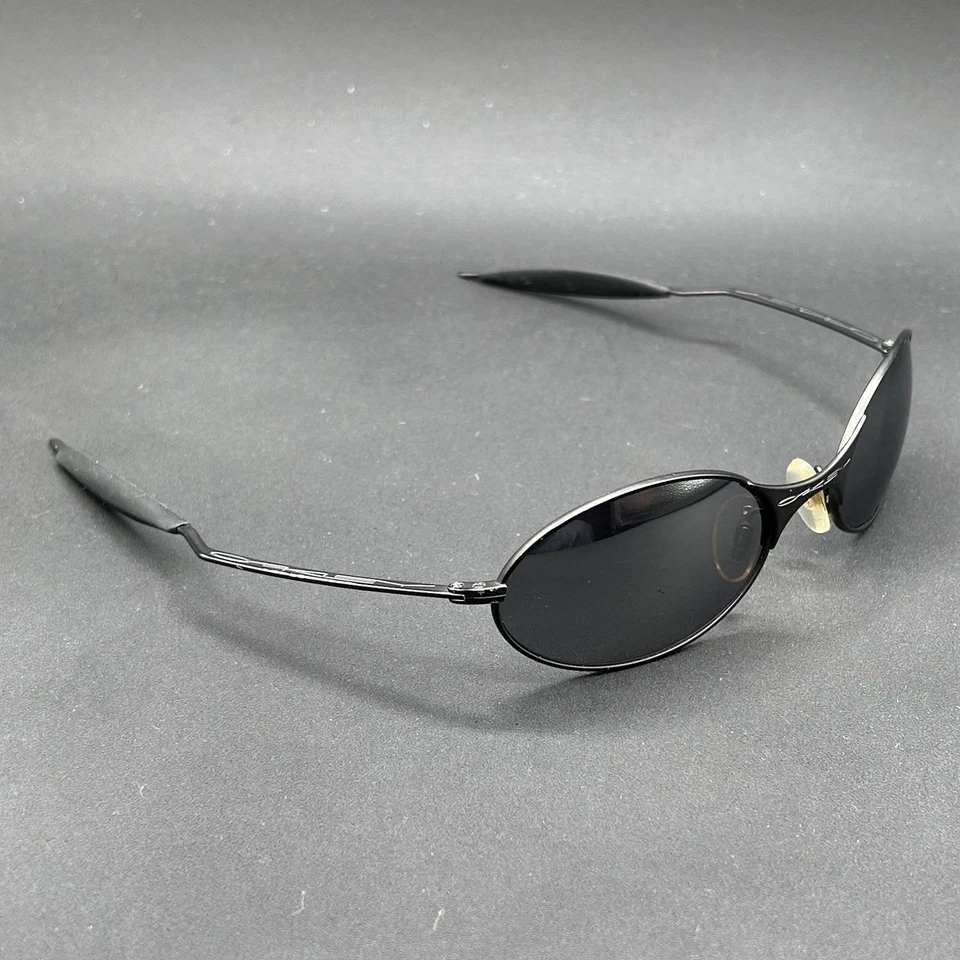 Oakley E Wire Sunglasses Gunmetal Used - Image 3 of 4