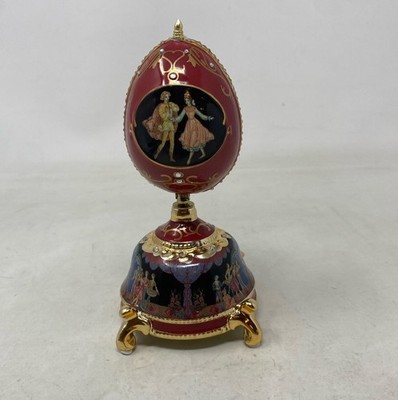 The Bradford Exchange Ardleigh Elliott Clara and the Nutcracker Musical Egg, Red