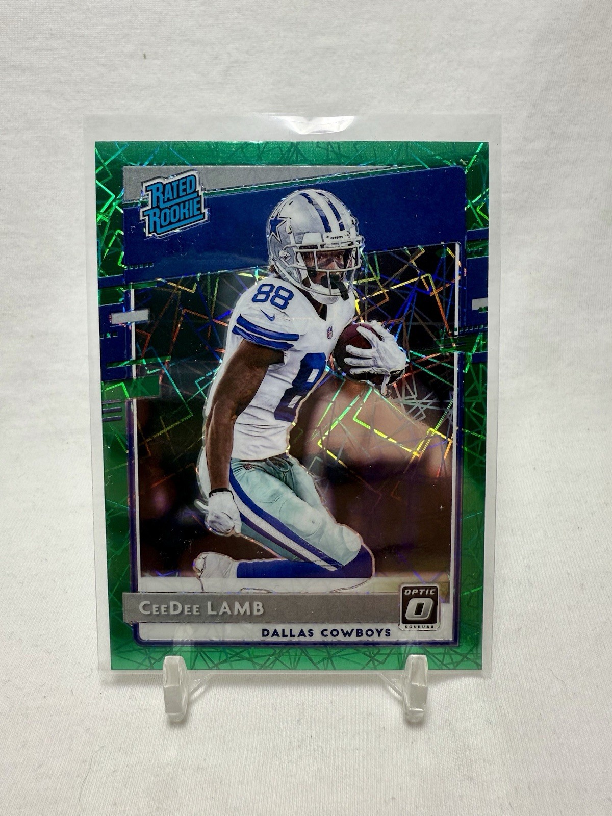 2020 Panini Donruss Optic - Rated Rookies CeeDee Lamb #156 Green Velocity Prizm