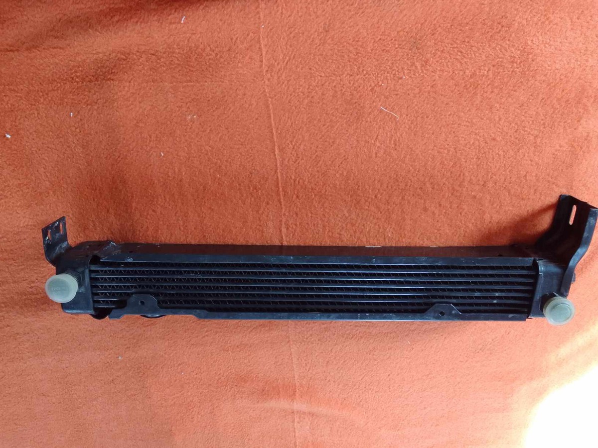 Original Mercedes-Benz W114 W115 /8 Ölkühler Kühler Behr