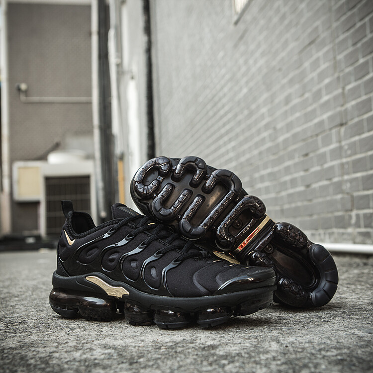 NEW Nike Vapormax Plus TN Dark Men's Shoes 924453-004 | eBay