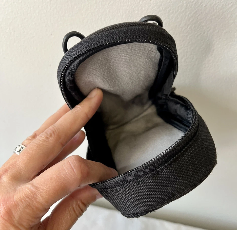 LowePro Ridge 30 GreenDigital Camera Padded Small Bag Case Compact - Image 3 of 4