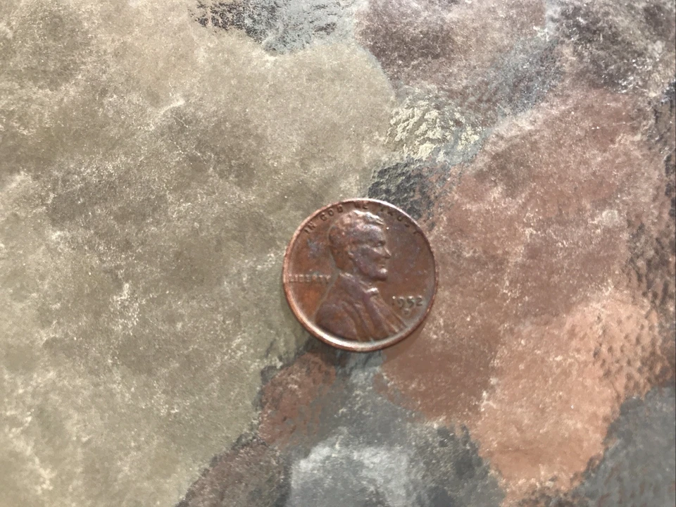 D Wheat Penny Off Set 1952 sin borde superior “In God We Trust” Foto 3 de 3