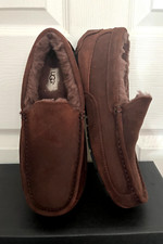 New UGG Men  s Ascot Shearling Suede Moccasin Slippers Size 9